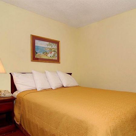 Palm Bay Hotel And Conference Center Room photo